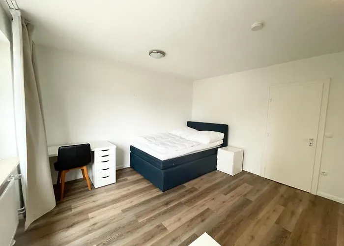 Zentrale Mit 3 Schlafzimmer Fuer Bis Zu 9 Personen Appartement