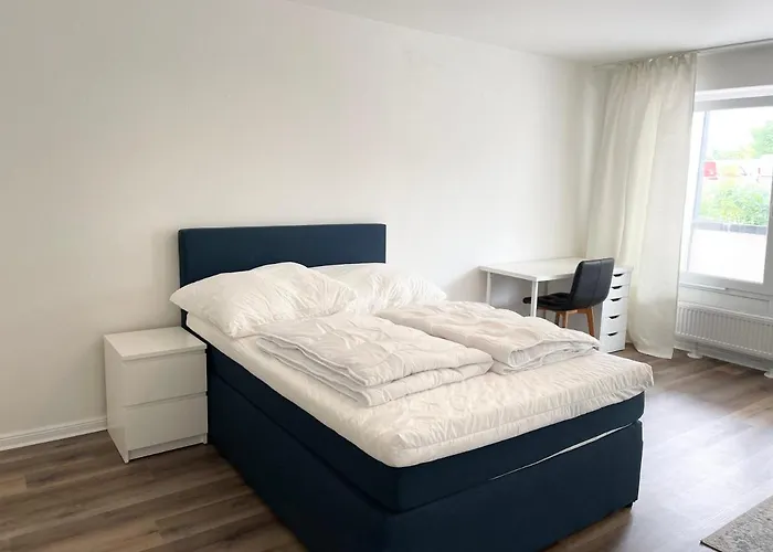 Zentrale Mit 3 Schlafzimmer Fuer Bis Zu 9 Personen Appartement Hamburg-Harburg
