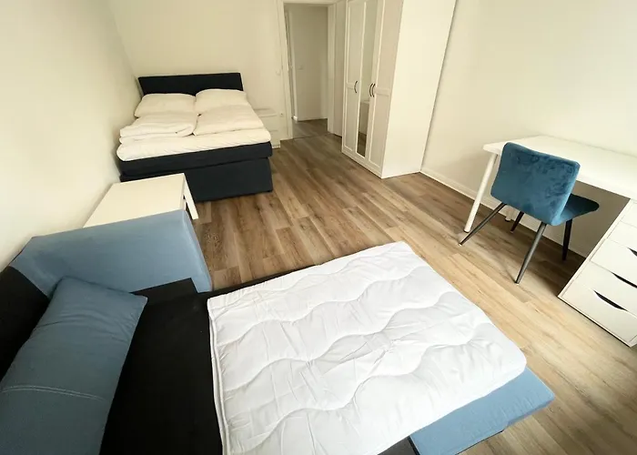 Appartement Zentrale Mit 3 Schlafzimmer Fuer Bis Zu 9 Personen *